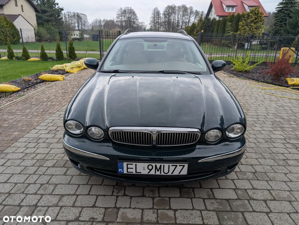 Jaguar X-Type ver-3-0-v6-4x4-executive - 2