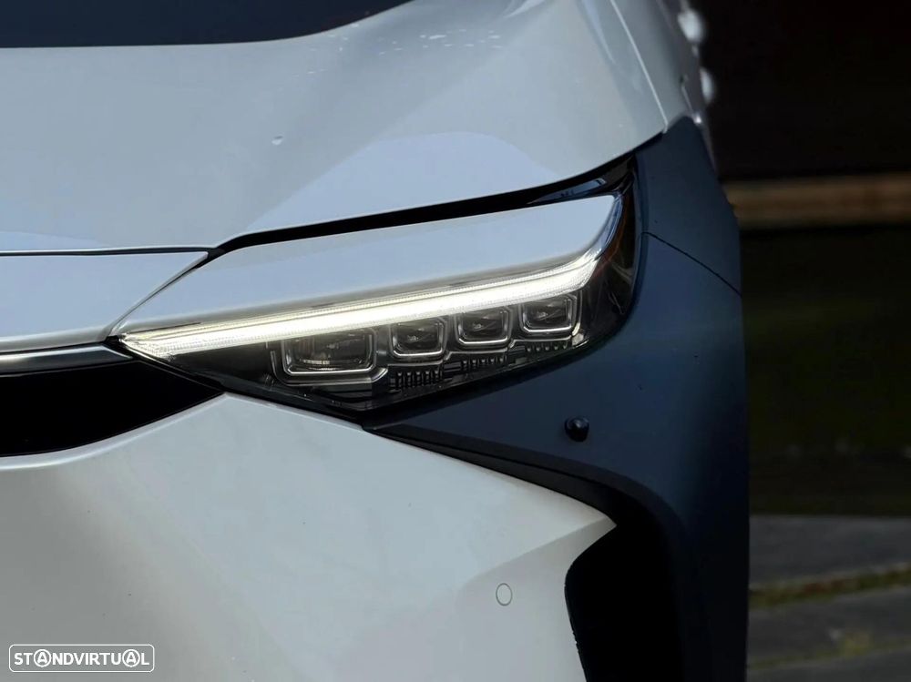 Toyota bZ4X 71,4 kWh Lounge - 34