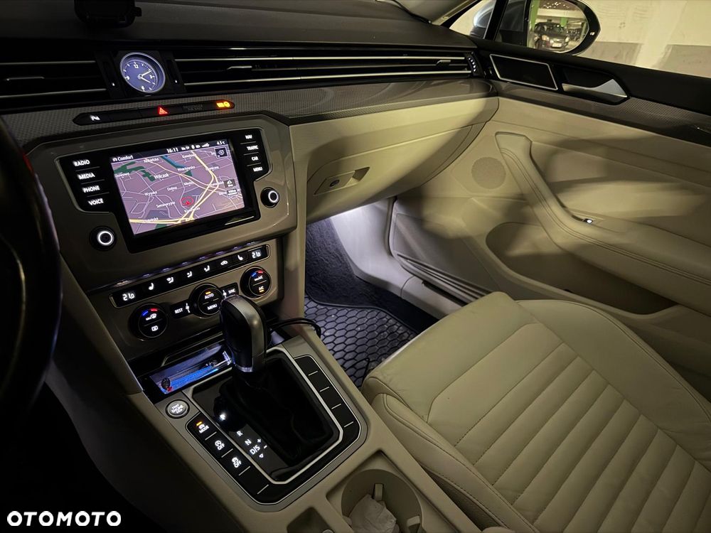 Volkswagen Passat Alltrack 2.0 TSI (BMT) 4Motion DSG - 15