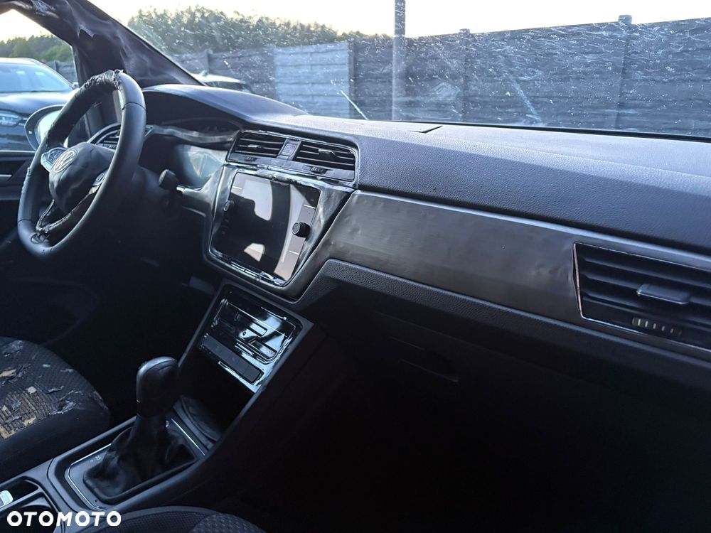 Volkswagen Touran 2.0 TDI SCR DSG UNITED - 12