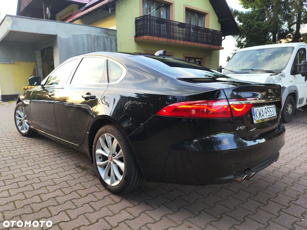 Jaguar XF 2.0 i4D Prestige - 5