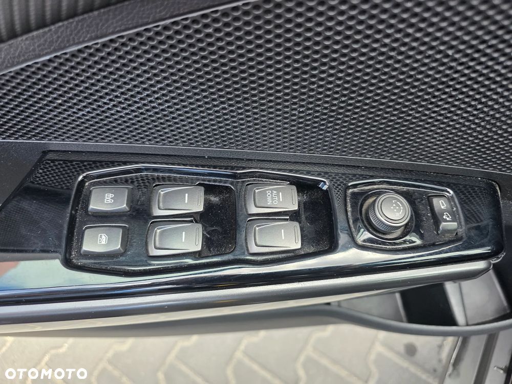 SsangYong/KGM Tivoli 1.5 T-GDI Sapphire - 16