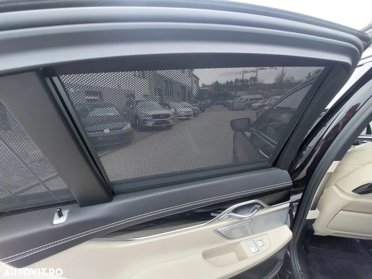 BMW Seria 7 750Ld xDrive - 28