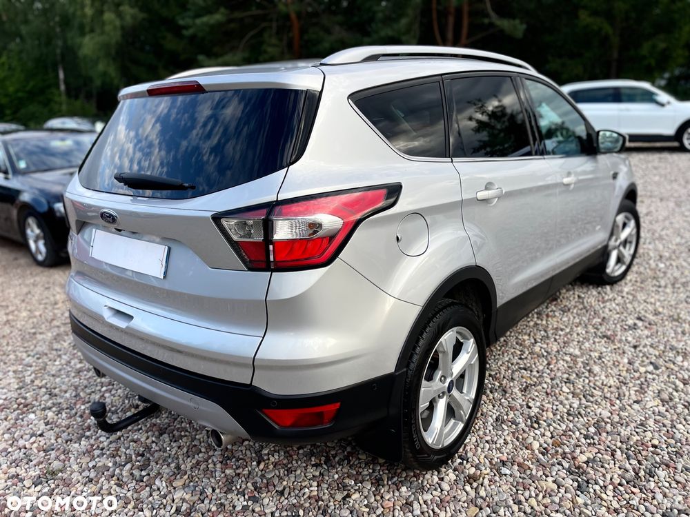 Ford Kuga 2.0 TDCi 4x4 Titanium - 2