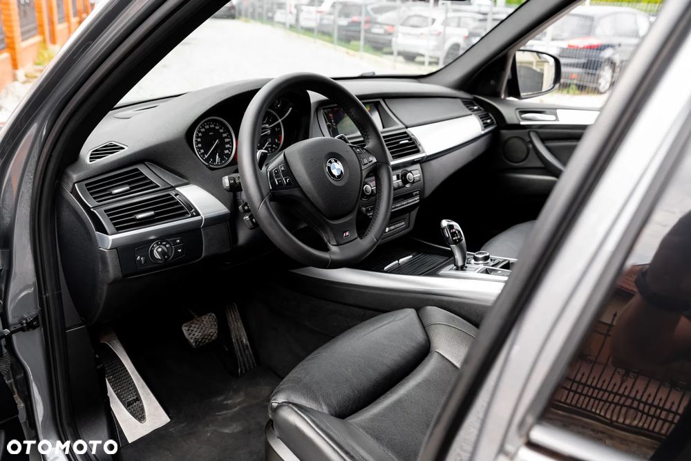 BMW X5 M M50d - 15