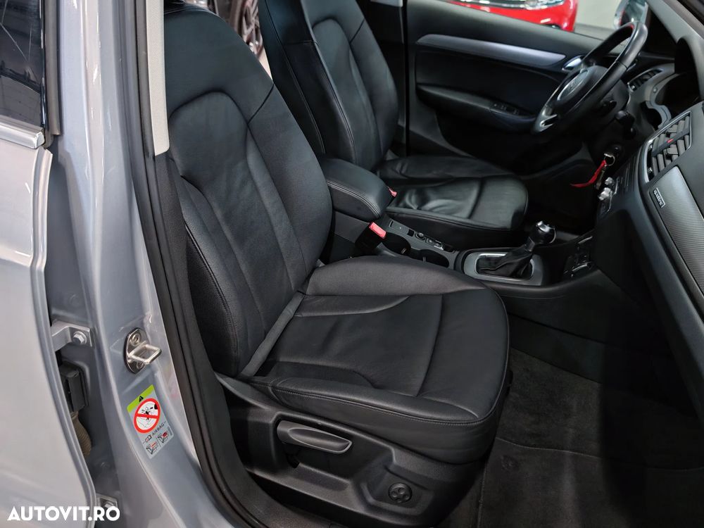 Audi Q3 2.0 TFSI Quattro Stronic Design - 9