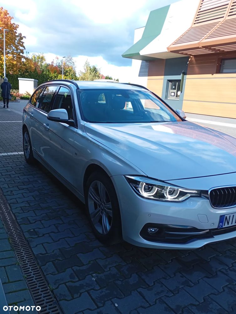 BMW Seria 3 318d Sport Line - 14
