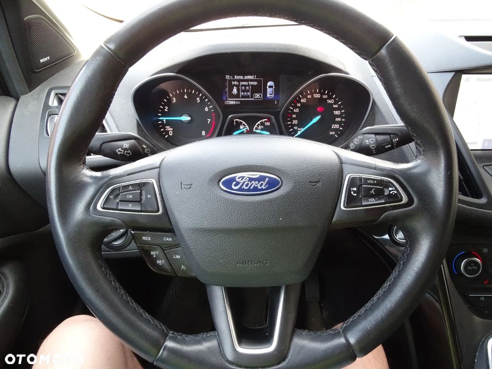 Ford Kuga - 3