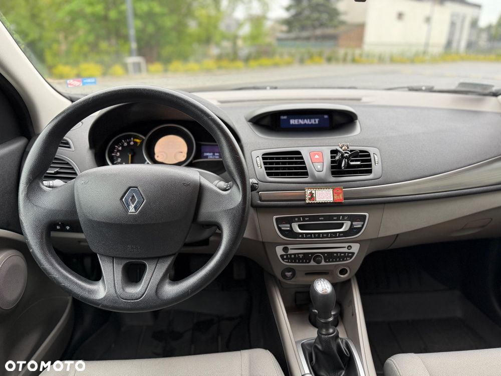 Renault Megane 1.6 16V Expression - 8