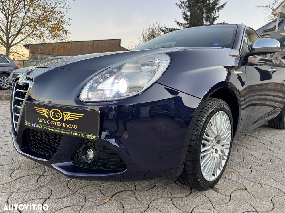Alfa Romeo Giulietta 2.0 JTDM 16V TCT Turismo - 10
