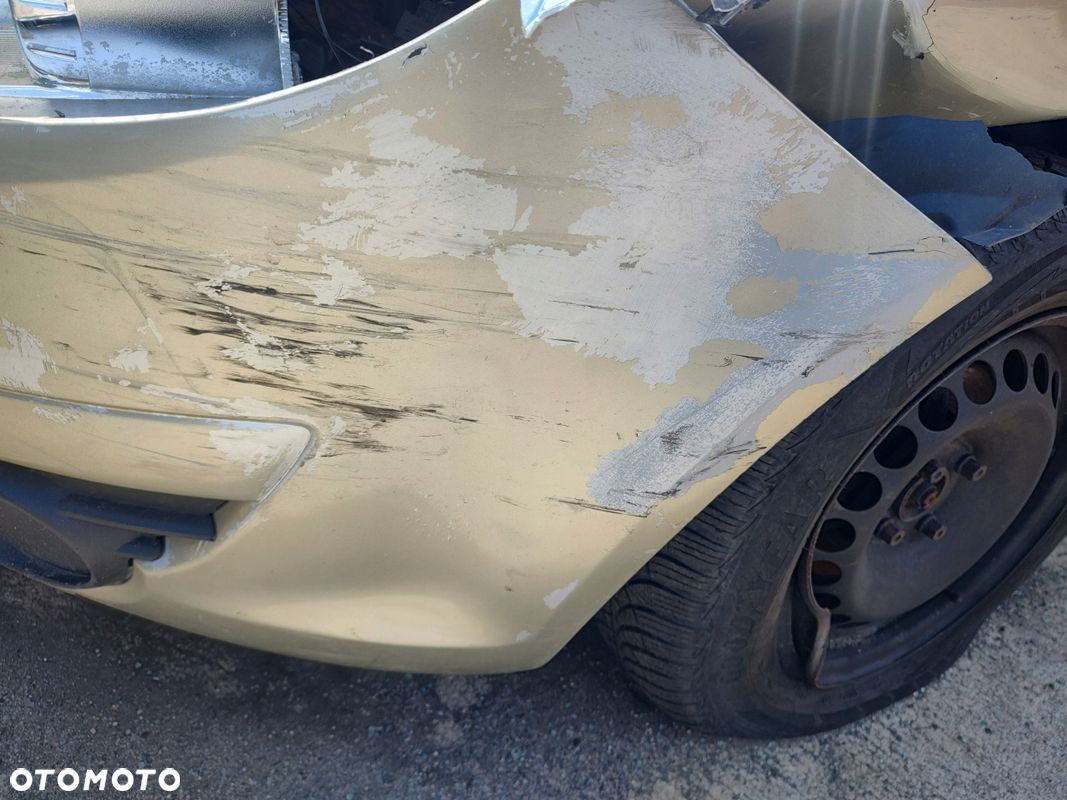 OPEL CORSA D ZDERZAK PRZÓD Z40M - 4