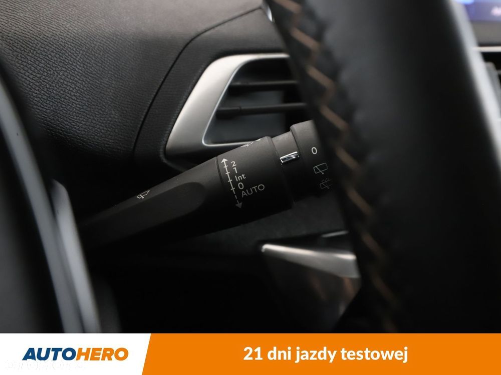 Peugeot 3008 1.5 BlueHDi Crossway S&S - 31