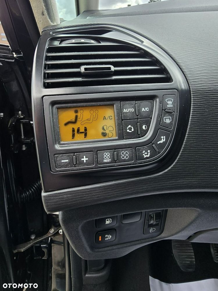 Citroën C4 Picasso - 18