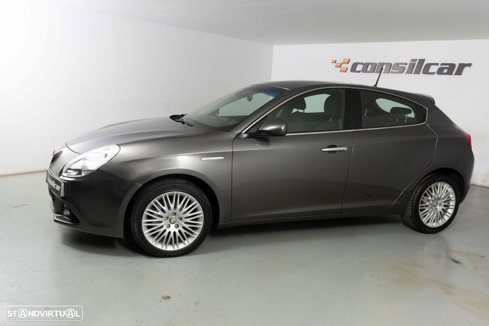 Alfa Romeo Giulietta 1.6 JTDM Exclusive - 8