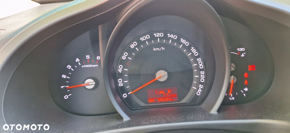 Kia Sportage 2.0 CRDI 2WD Spirit - 10