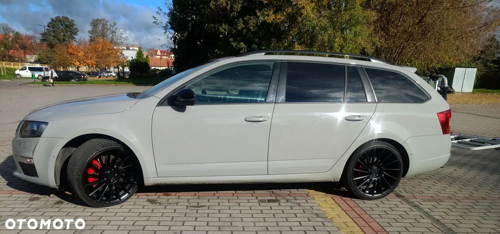 Skoda Octavia 2.0 TDI (Green tec) DSG RS - 6