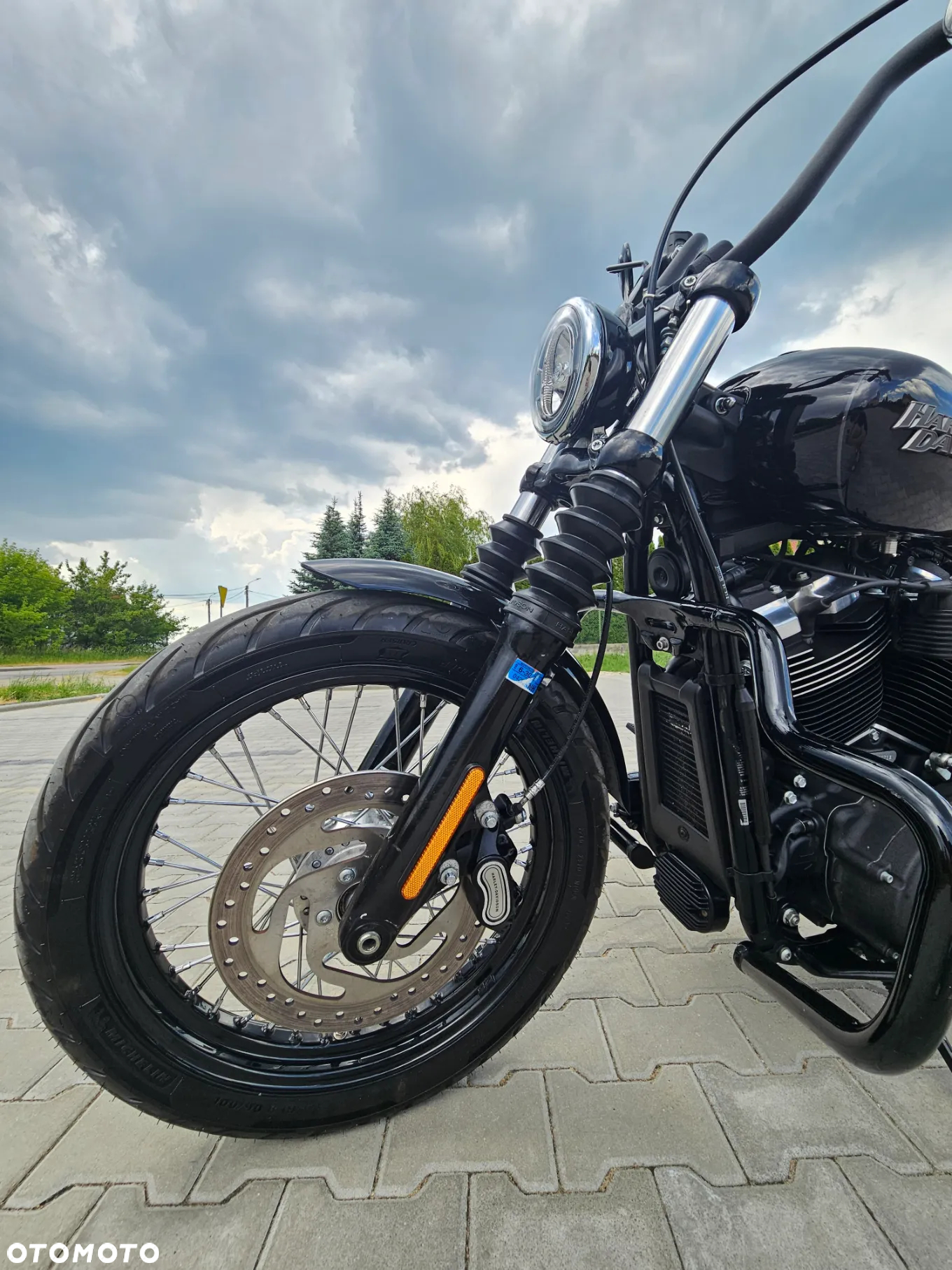 Harley-Davidson Softail Street Bob - 21