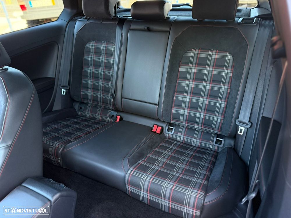 VW Golf 2.0 TSi GTi DSG Performance - 45