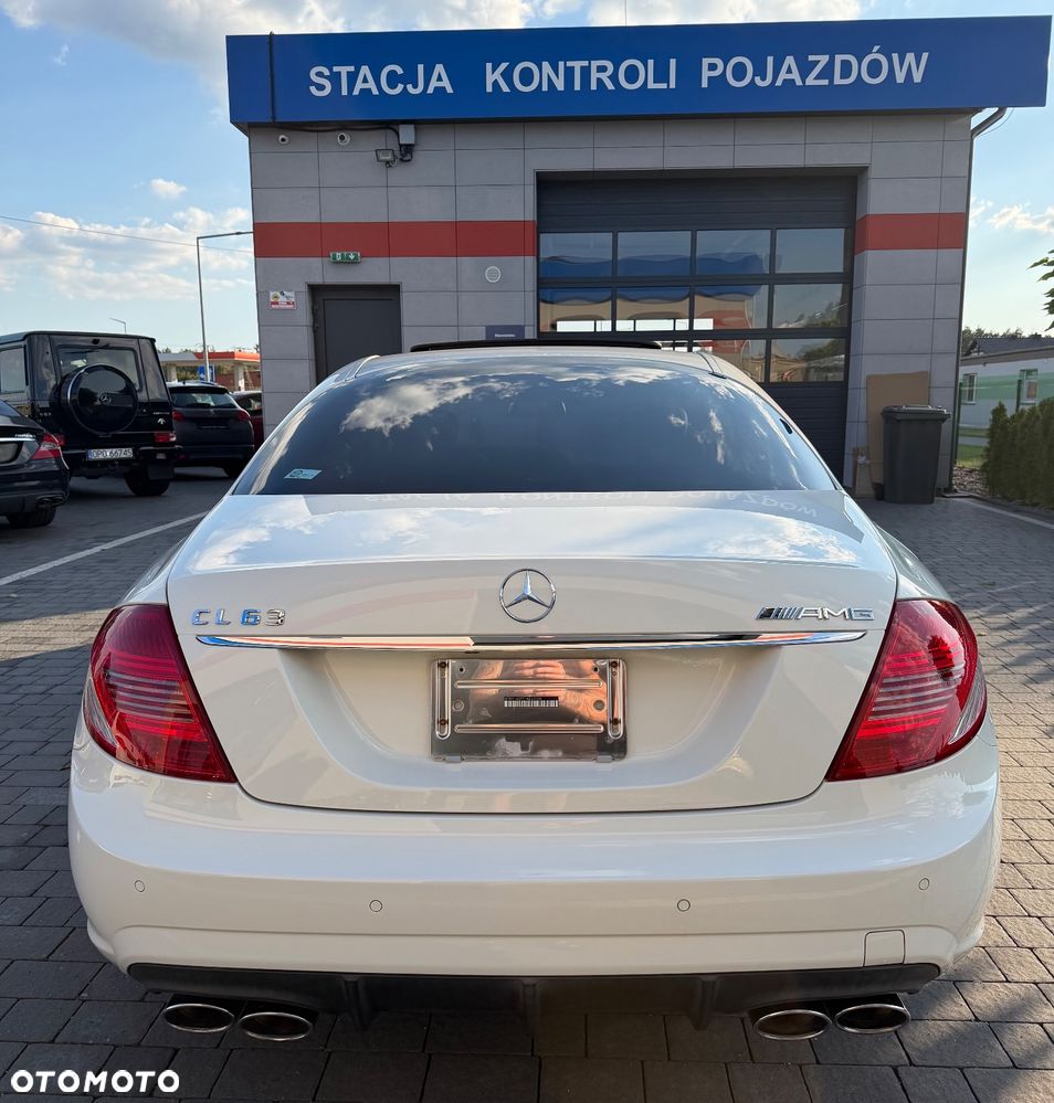 Mercedes-Benz CL 63 AMG - 10