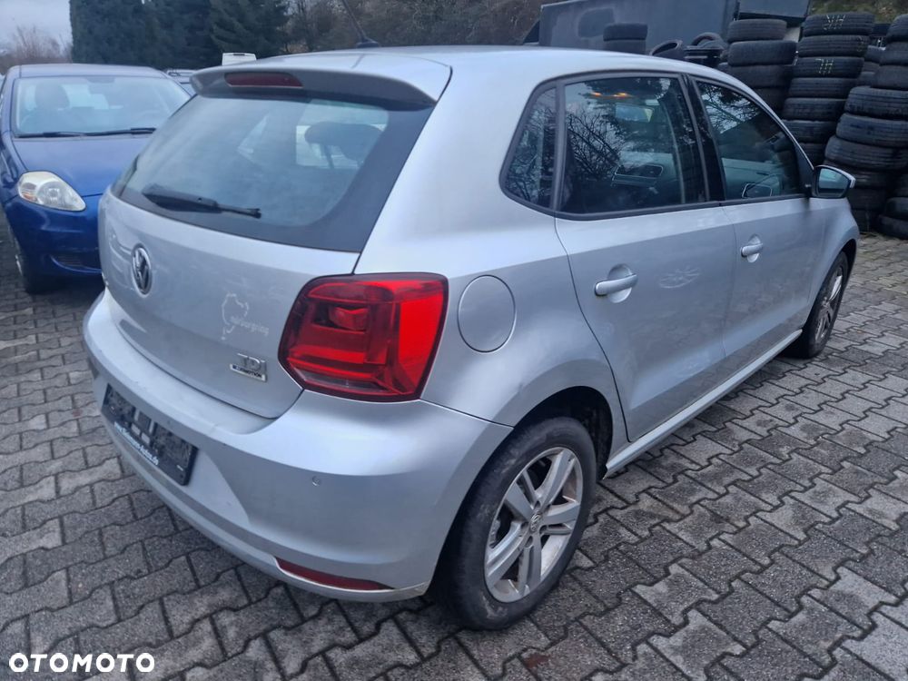 Volkswagen Polo 1.4 TDI Blue Motion Technology Lounge - 3