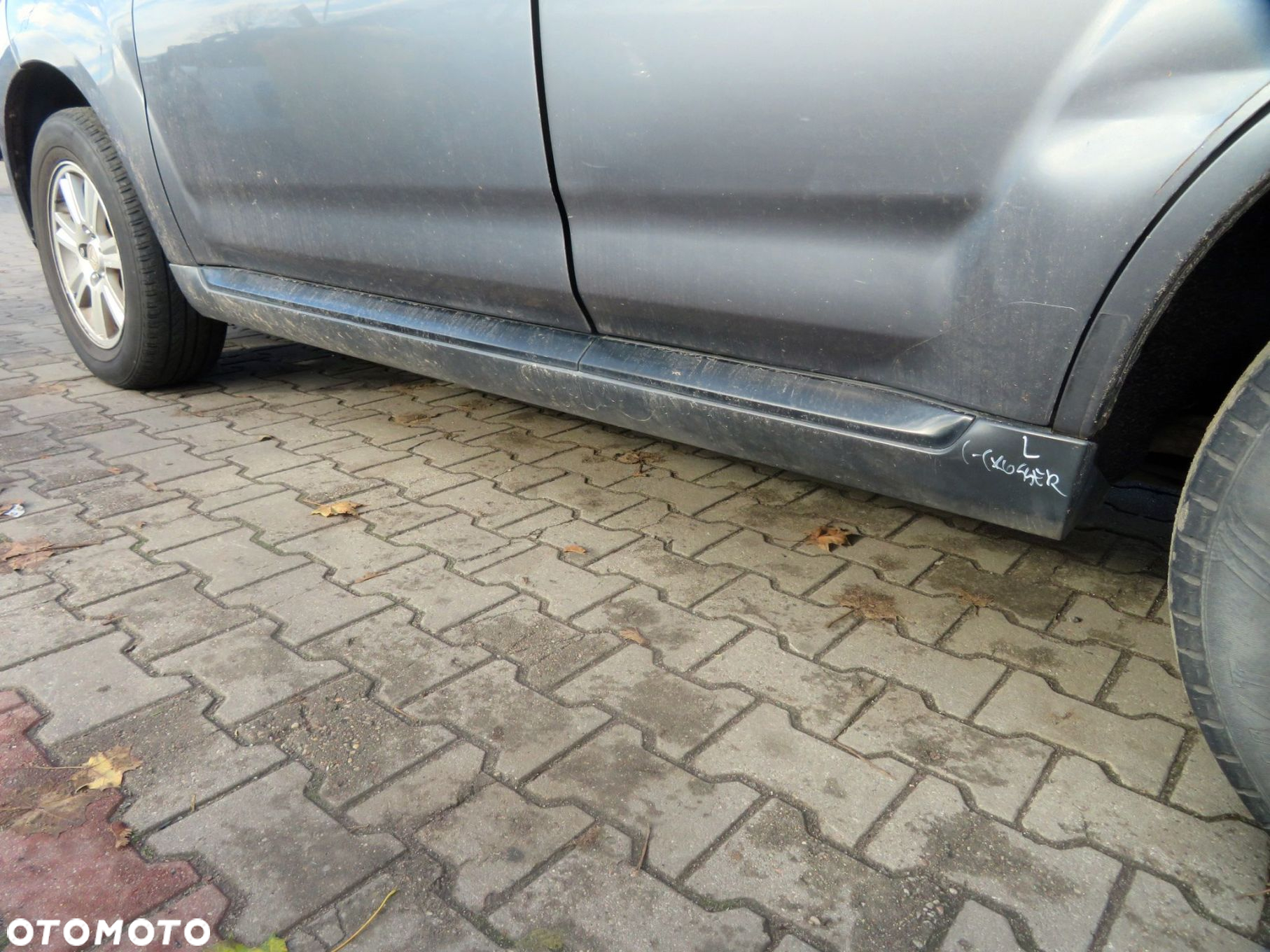 LISTWA PROGOWA LEWA C-CROSSER  A39 KTR  CITROEN 2007-2012 - 2