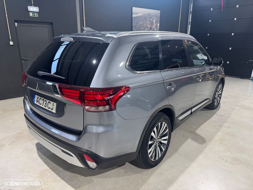 Mitsubishi Outlander 2.0 Kaiteki CVT - 15