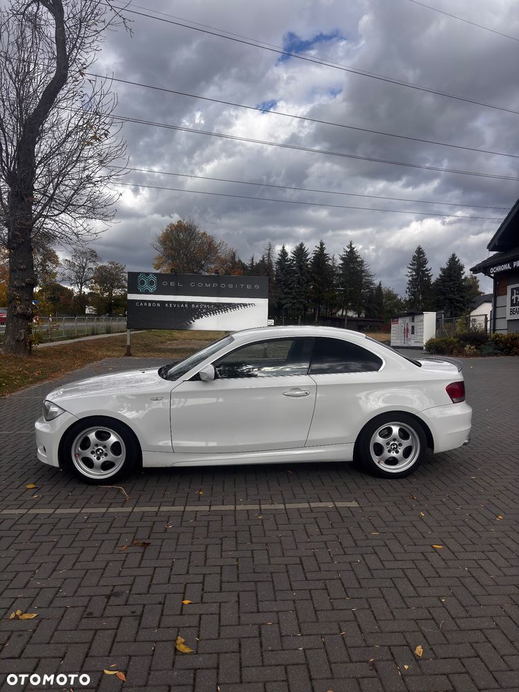 BMW Seria 1 118d - 4