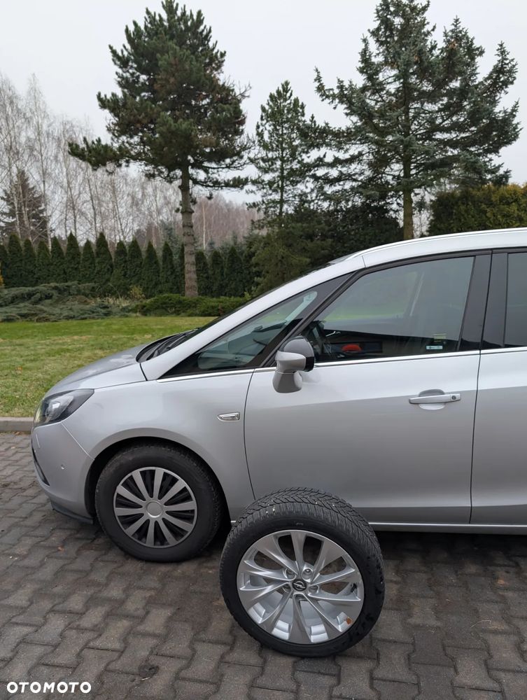 Opel Zafira 1.4 T Cosmo EU6 - 12