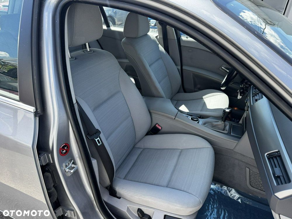 BMW Seria 5 - 16