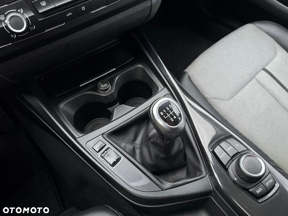 BMW Seria 1 116i Urban Line - 18