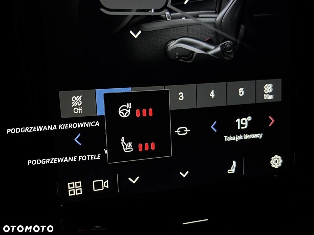 Volvo XC 60 B4 D AWD Plus Dark - 31