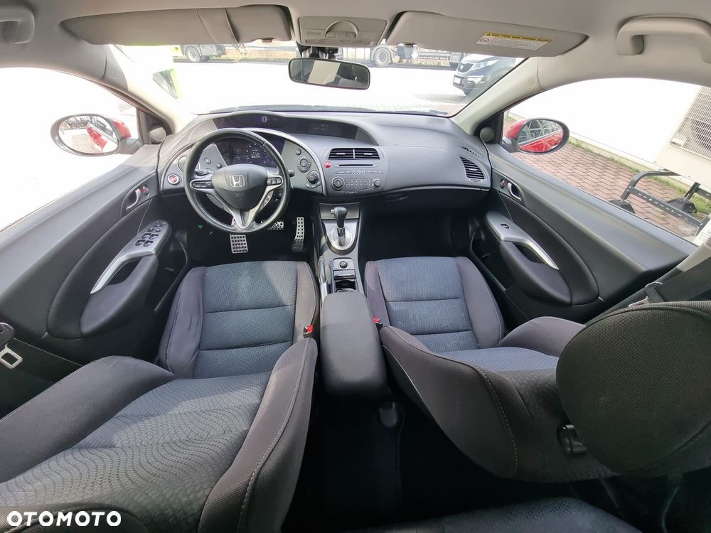 Honda Civic 1.8i-VTEC Automatik Executive - 9