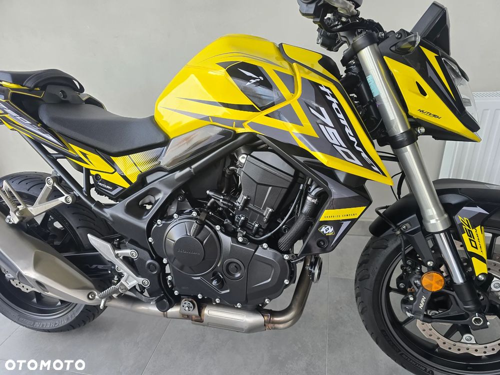 Honda Hornet - 35