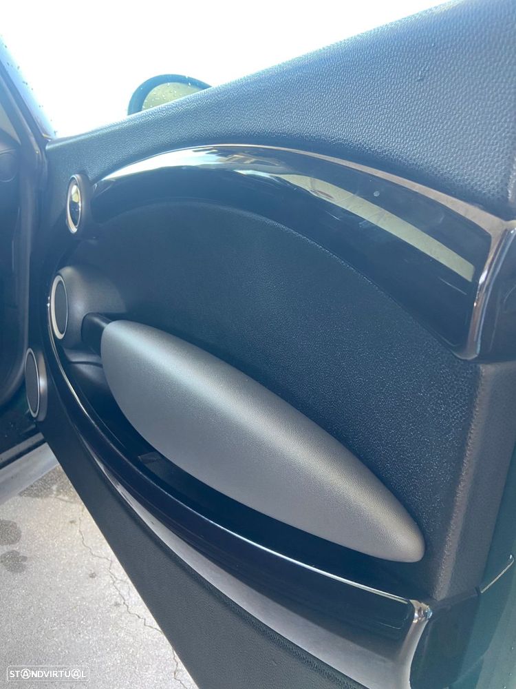 MINI 3 Portas Cooper D - 30