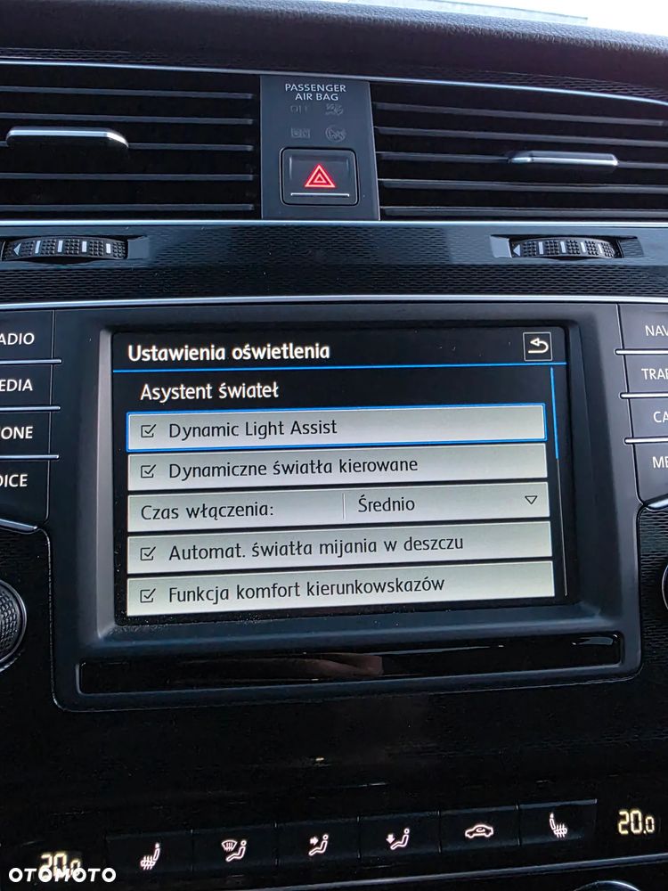Volkswagen Golf - 17