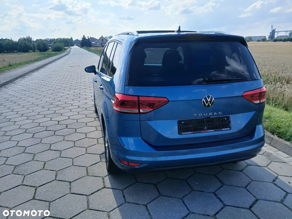 Volkswagen Touran - 6
