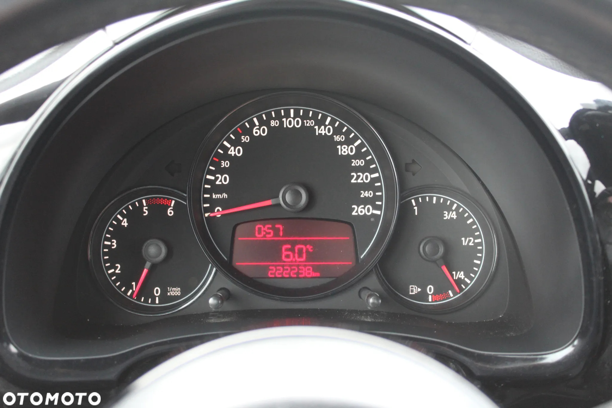 Volkswagen Beetle The 1.6 TDI DPF - 7
