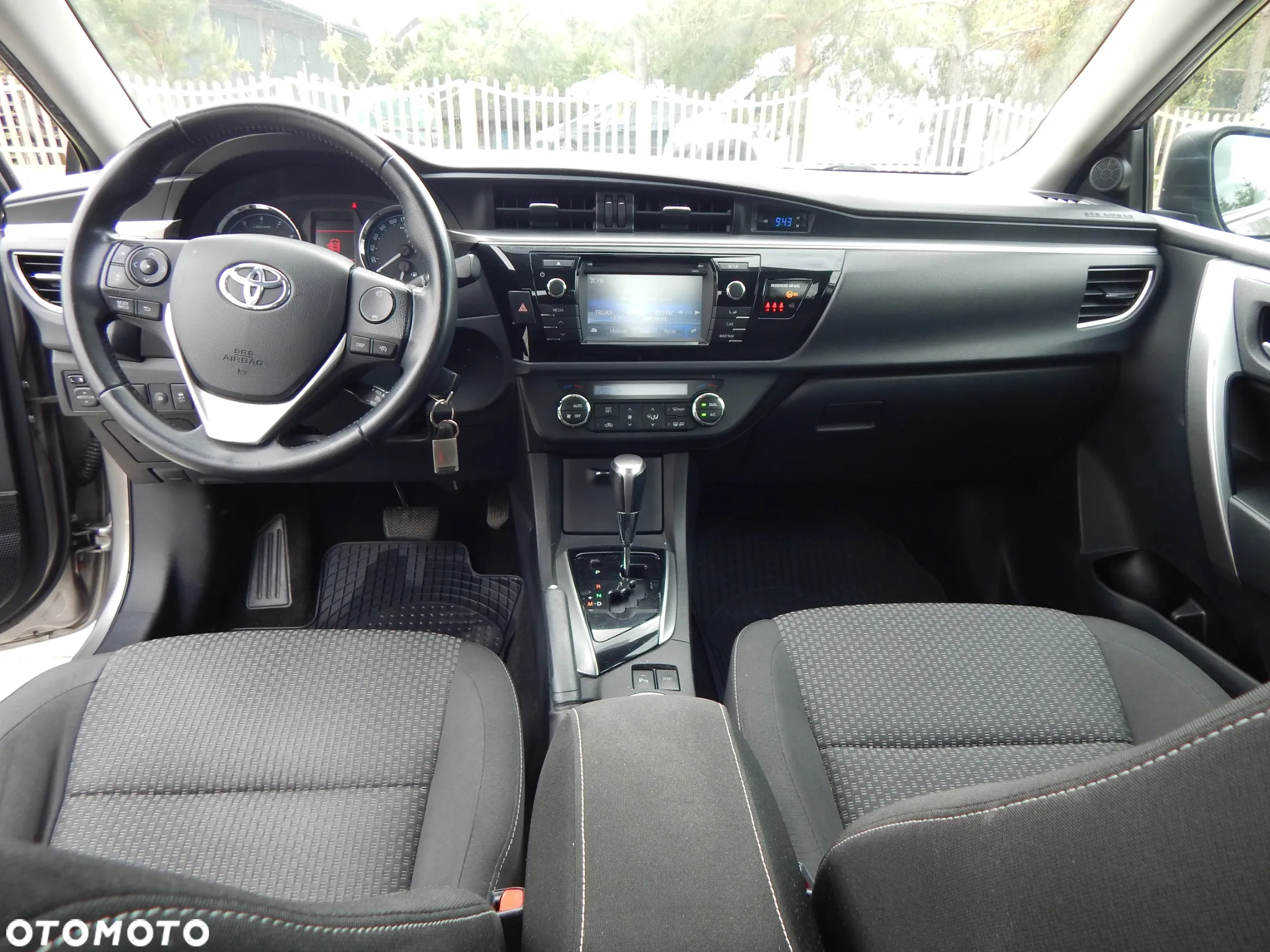 Toyota Corolla 1.6 Comfort MS - 13