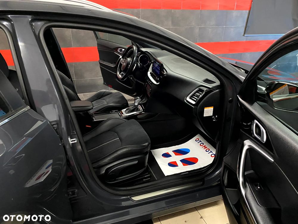 Kia Ceed 1.5 T-GDI GT-Line DCT - 29