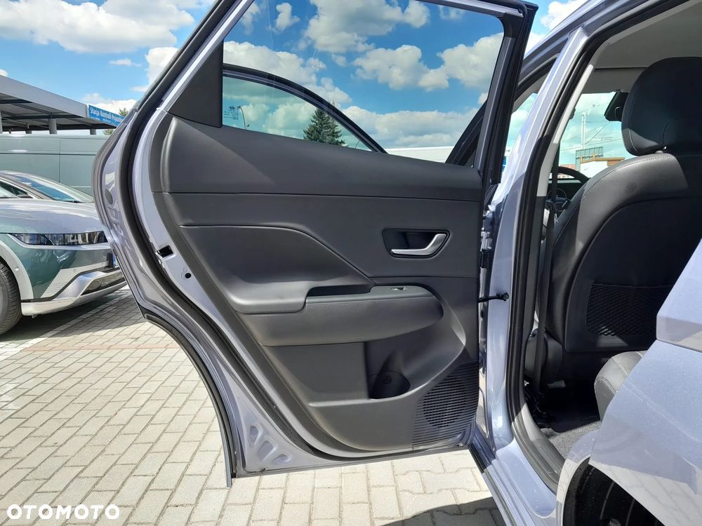 Hyundai Kona 65kWh Executive - 33