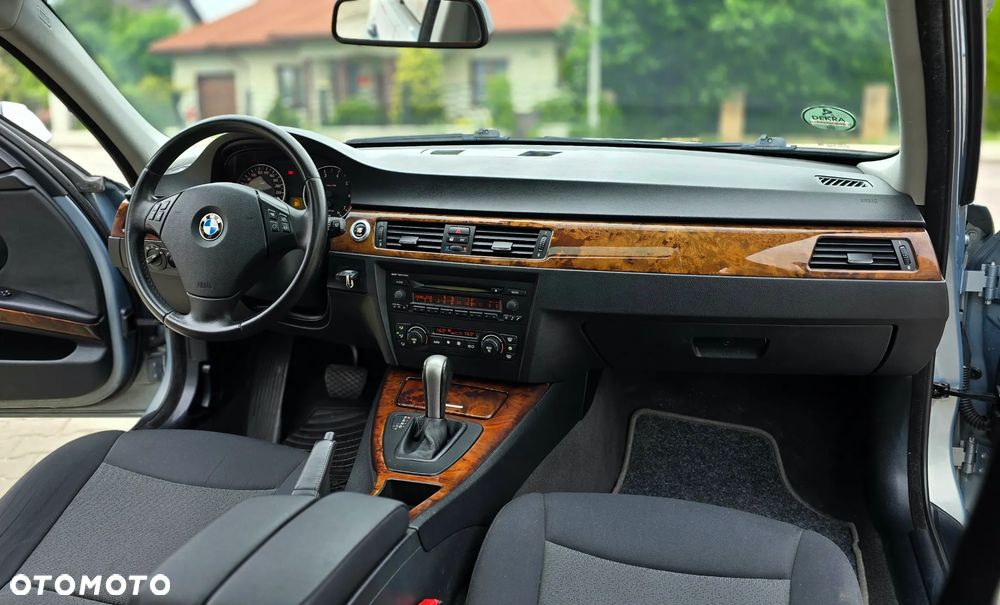 BMW Seria 3 - 16
