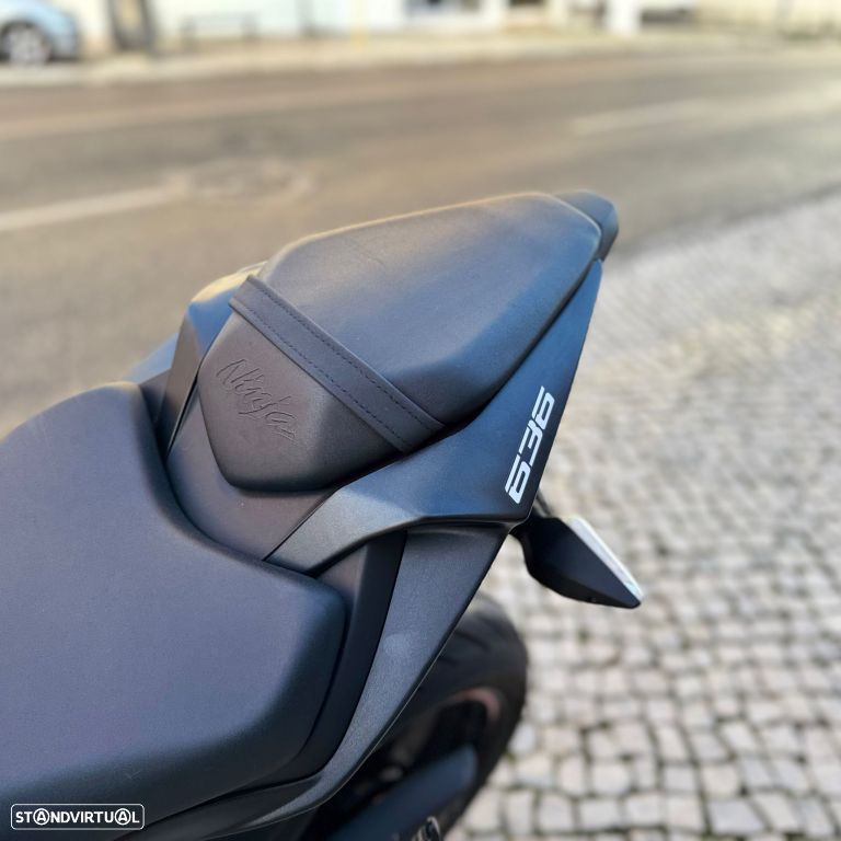 Kawasaki ZXR 600 - 3