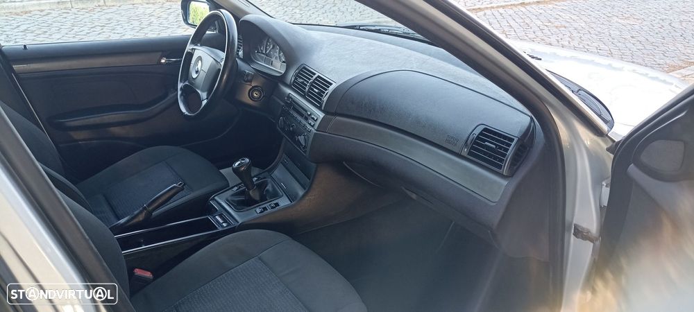 BMW 318 d Touring - 14