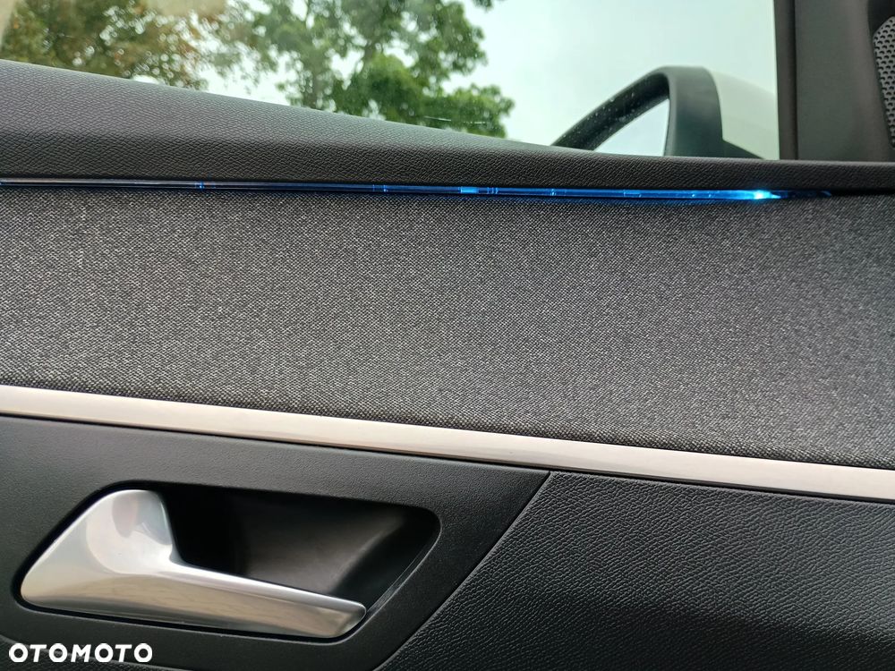 Peugeot 3008 1.2 PureTech Allure Pack S&S EAT8 - 28