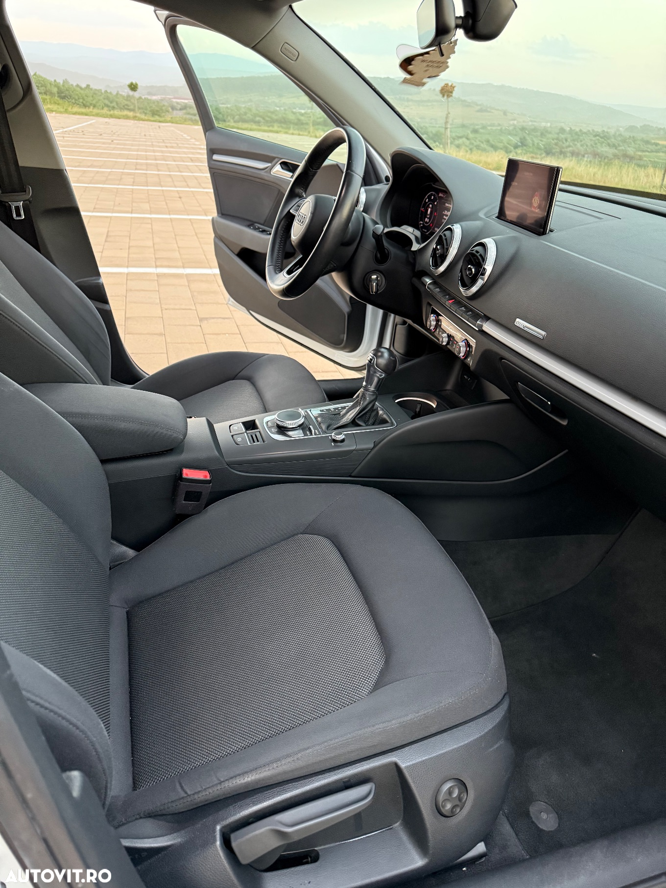 Audi A3 Sportback 2.0 TDI S tronic - 21