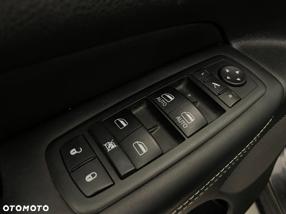 Jeep Grand Cherokee - 17