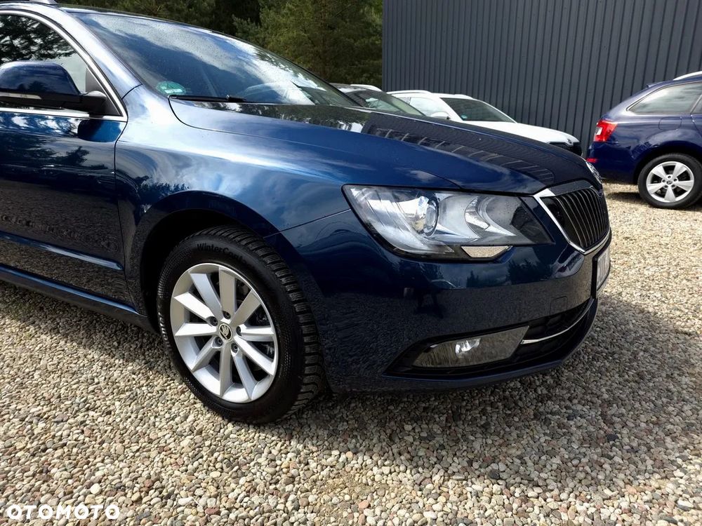 Skoda Superb 2.0 TDI Ambition - 23