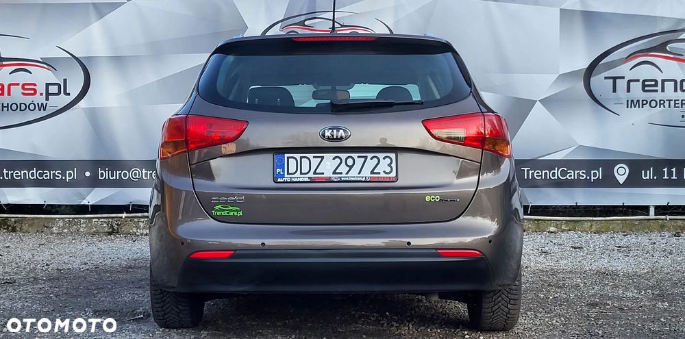 Kia Ceed 1.6 CRDi 128 Vision - 28