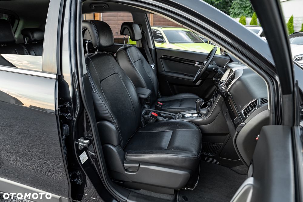 Chevrolet Captiva 2.4 LT+ - 26