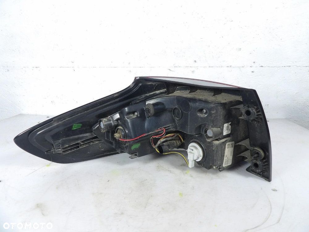 OPEL ZAFIRA C LIFT LAMPA TYŁ PRAWA 39033315 - 2